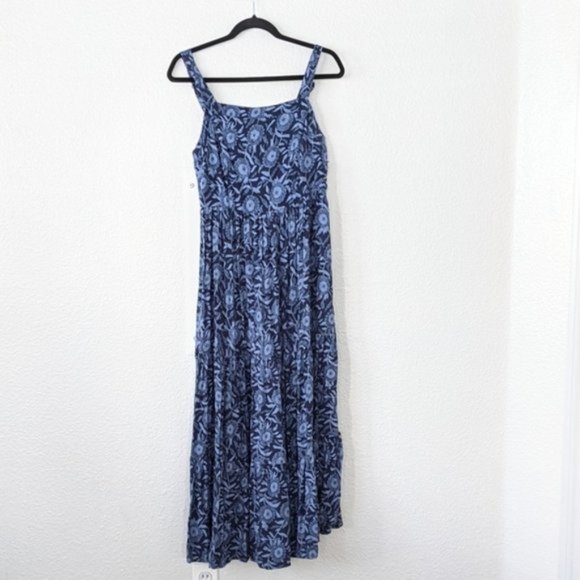 Old Navy Dresses & Skirts - Old Navy Blue Floral Maxi Dress